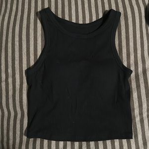 Uniqlo tank top with built in bra